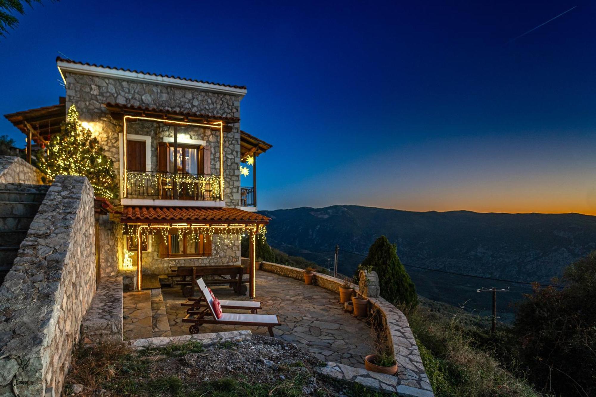 Rock Dandy Deluxe Chalet In Arachova - Delphi, Sauna, Prv Parking, Amazing View Exteriör bild
