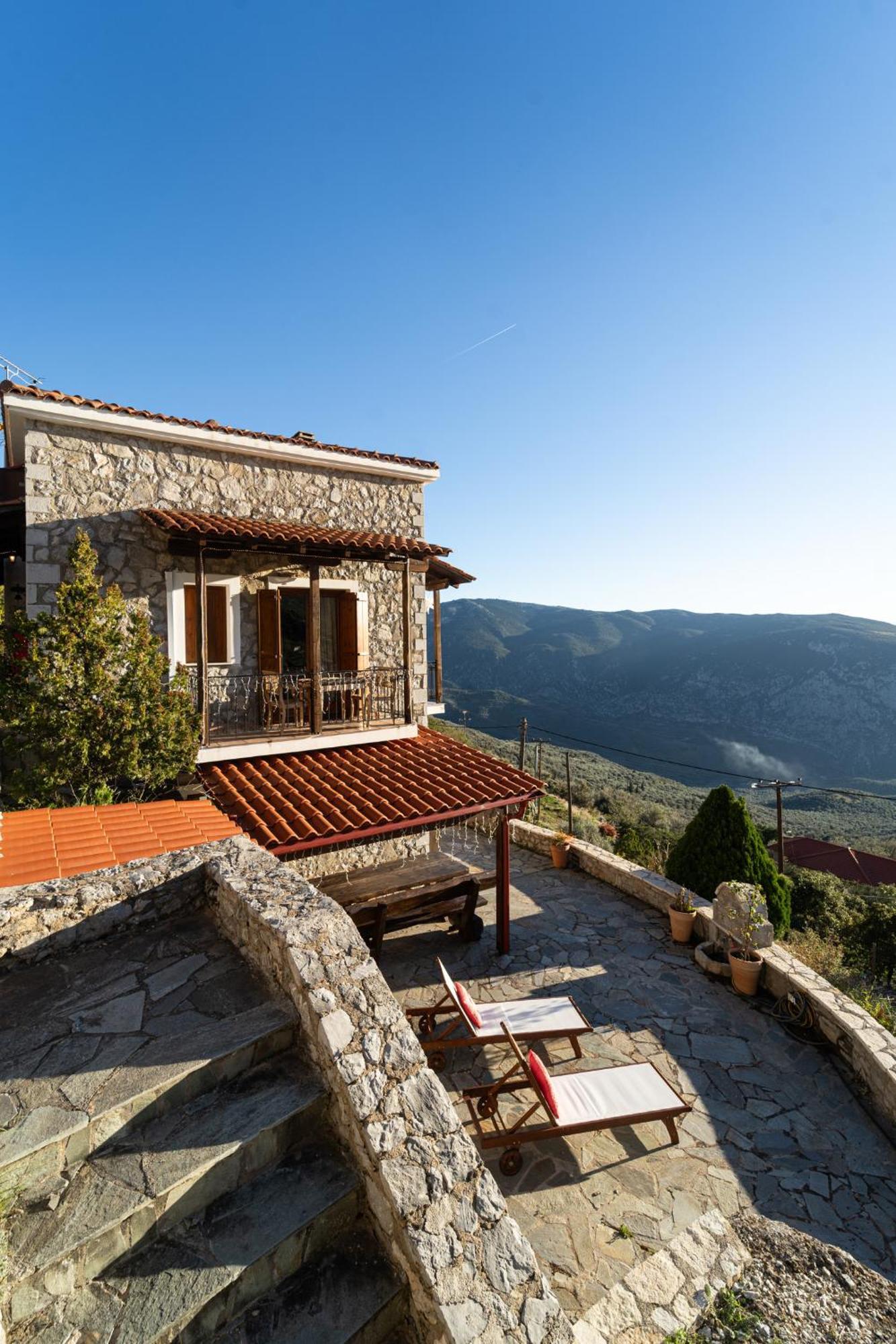 Rock Dandy Deluxe Chalet In Arachova - Delphi, Sauna, Prv Parking, Amazing View Exteriör bild