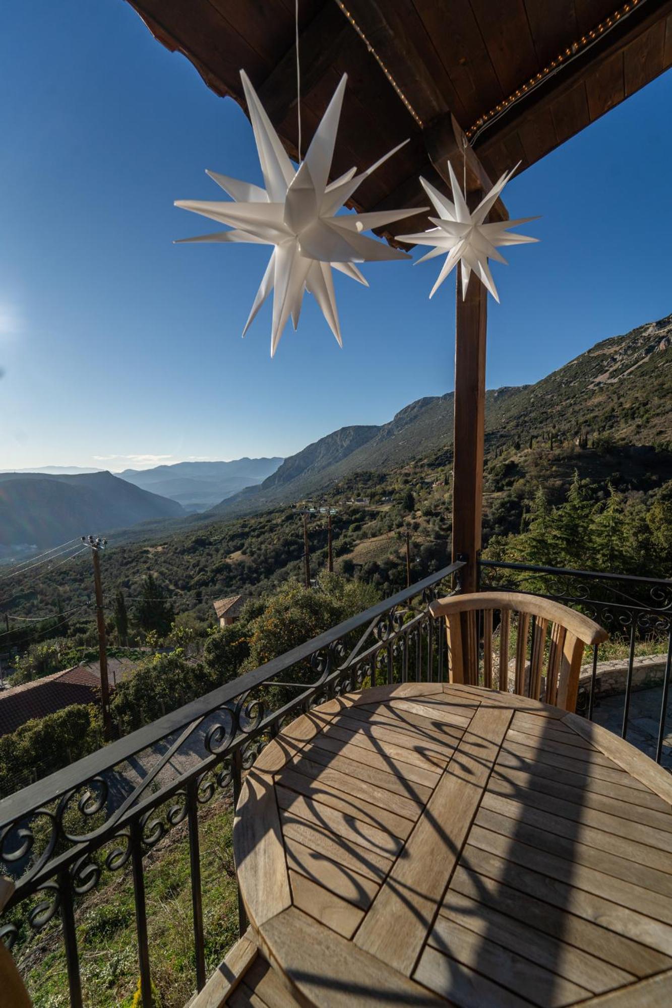 Rock Dandy Deluxe Chalet In Arachova - Delphi, Sauna, Prv Parking, Amazing View Exteriör bild