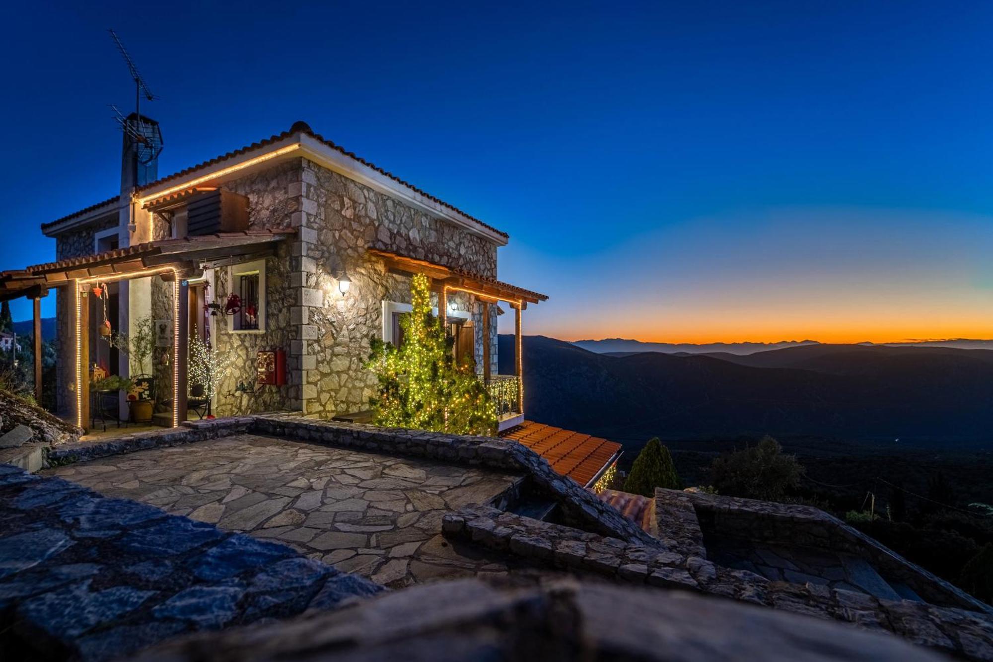 Rock Dandy Deluxe Chalet In Arachova - Delphi, Sauna, Prv Parking, Amazing View Exteriör bild